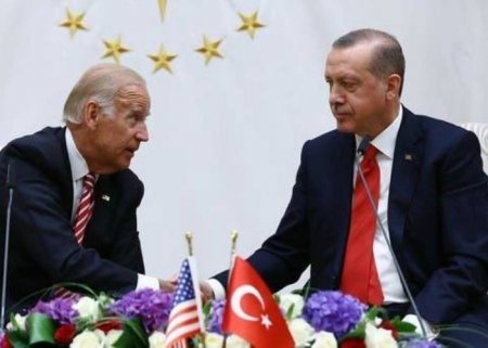 Bayden Türkiyəyə eyham vurur: - ya imtina , ya da sanksiya