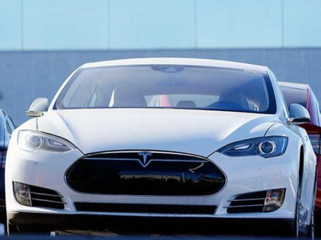 Tesla 2020-ci ildə təxminən 500.000 nəqliyyat vasitəsi satıb