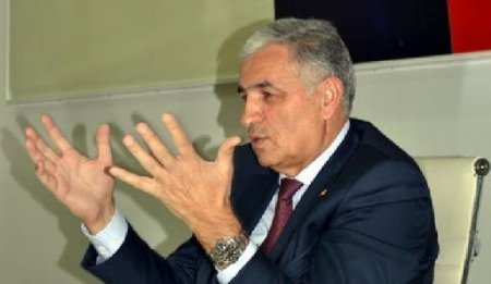 Samux İH başçısının kürəkənindən hədə: “Biz resublikada 3 nəfərdən biriyik. ...
