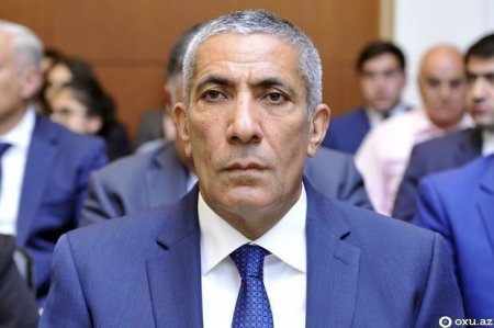 Siyavuş Novruzovdan sosial şəbəkələrlə bağlı TƏKLİF