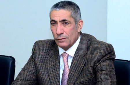 Siyavuş Novruzov da yoluxub?