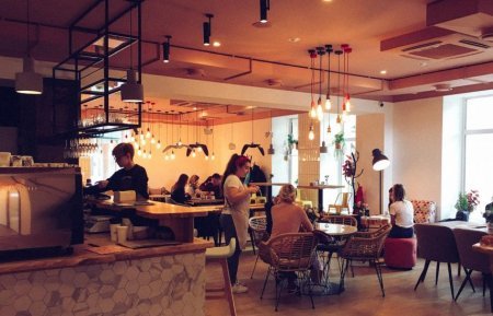 Restoran sahiblərini dərd götürüb: - Obyekti bağlamaq bu şərtlərdən sərfəlidir