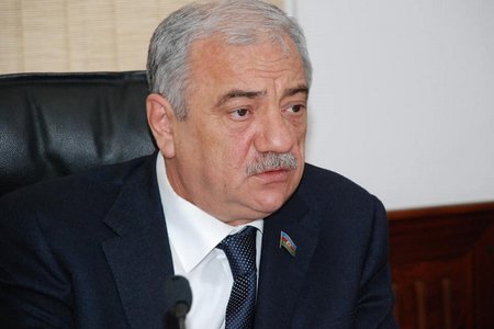Səttar Mehbalıyevin diplomat kürəkəni ABŞ-a qaçıb? – Məsələnin əsli