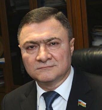 Azər Kərimlinin oğlu şirkətlərini ləğv etdi: - Dövlət işinə gedir...