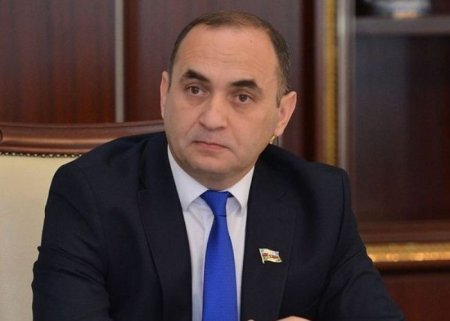 Dərslərin başlanmasına dair bir neçə versiya...