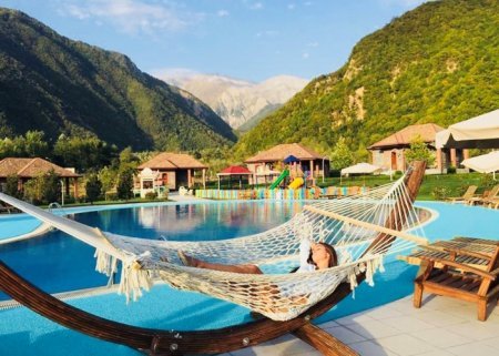 “İnhisarçılıq və məmur özbaşınalığı turizmi iflic vəziyyətə salıb” - AKTUAL