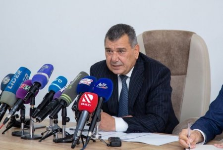 Bakıda nazir müavini digər müavini bıçaqlayıb - ŞOK