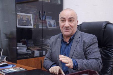 Deputat: “Toyuq-cücəyə baxıram”