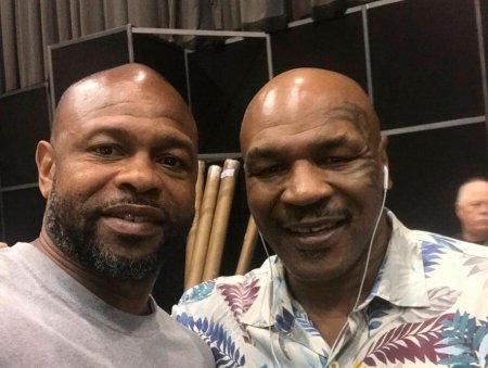 Mayk Tayson və Roy Cons arasında döyüş noyabrda baş tutacaq