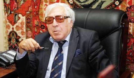 AYB Anardan xəbərsiz 150 manata saxta diplom satır - FOTO