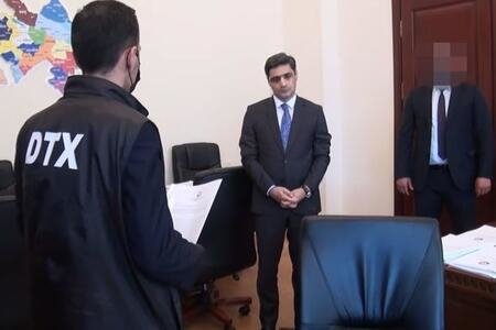 Əbülfəs Qarayev həbsdəki müavinlərinin yanına getmək istəmir