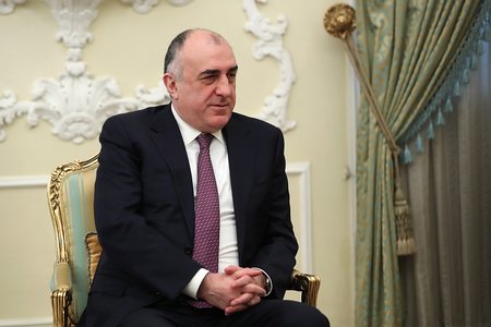 “Konsulluq İdarəsinin rəisi və müavinin arxasında kim dayanıb?”