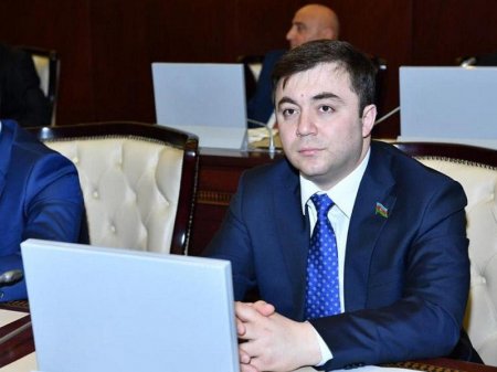 Orta məktəblərdə xarici dillər əlçatan olmalıdır