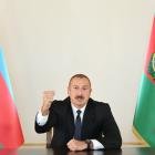 “Kimin dabanlarını yalayırsan-yala, heç kim bizə təsir edə bilməz”