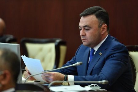 “Yerevanda Rusiya bayrağının yandırılıb ayaqlar altına salındığını kim unud ...