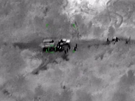 Düşmən ordusunun iki bölüyü və Əsgərana doğru irəliləyən könülləri məhv edi ...