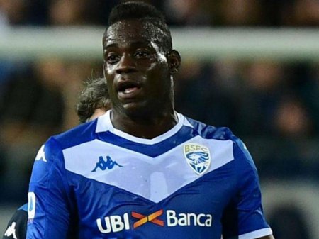 Balotelli Braziliya klubu ilə danışıqlar aparır