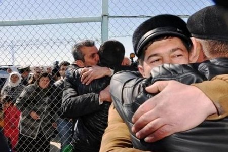Əfvə hansı məşhurlar düşə bilər? - ömürlüklərin məsələsi də gündəmdədir