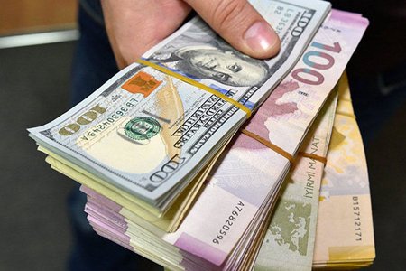 “Yastıq altındakı” pulları iqtisadiyyata cəlb etmək problemi - TƏHLİL