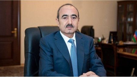 Əli Həsənov iflic oldu, ağzı əyildi