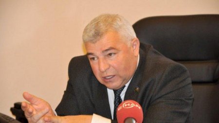 “Azərbaycan öz ərazisində başqa dövlətin dilinin rəsmi dil olmasına icazə verməyəcək”