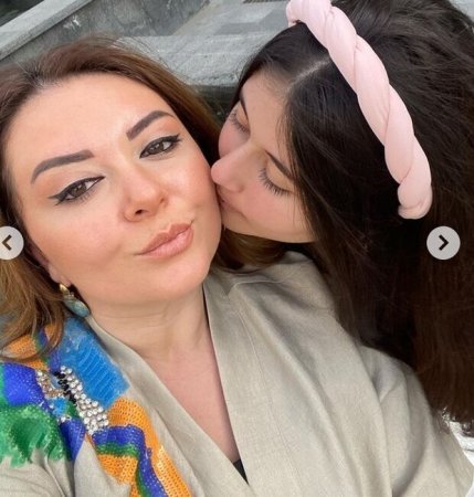 Bu da Lalə Azərtaşın özündən gözəl QIZI - FOTOLAR