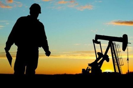 Azərbaycanda “qara qızıl”ın hasilatı aşağı düşür: hökumət nə edəcək? - AKTU ...